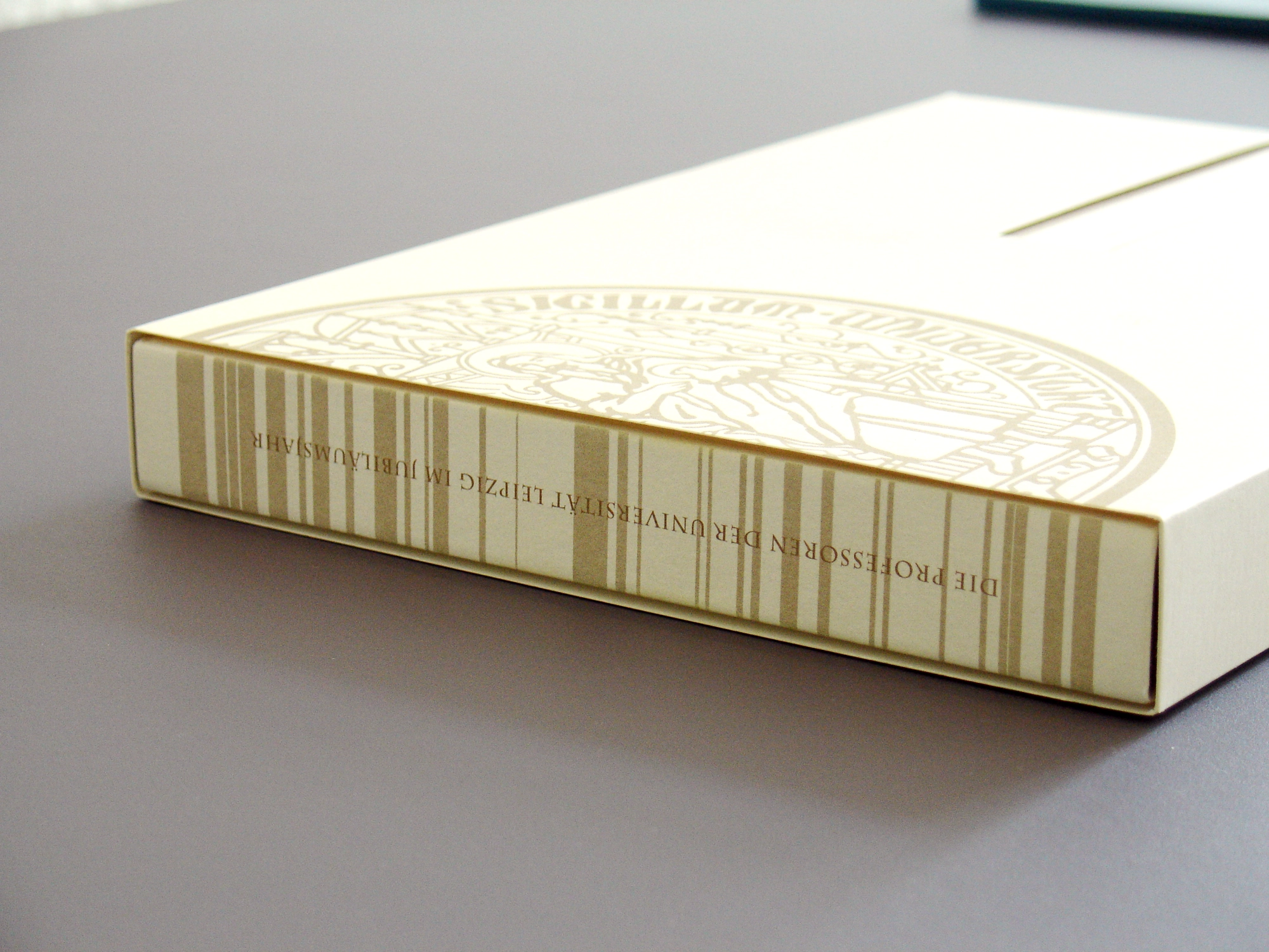 Buch im Schuber Buch im Schuber